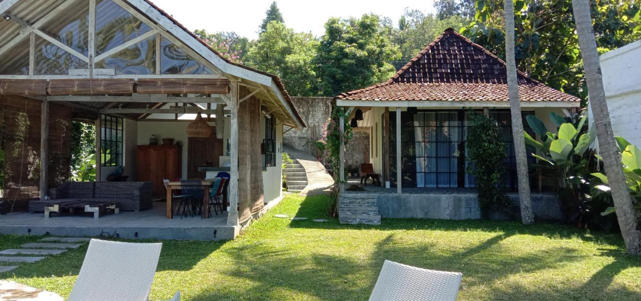Sunmoonstarvillas Yogyakarta Jarakan Extérieur photo
