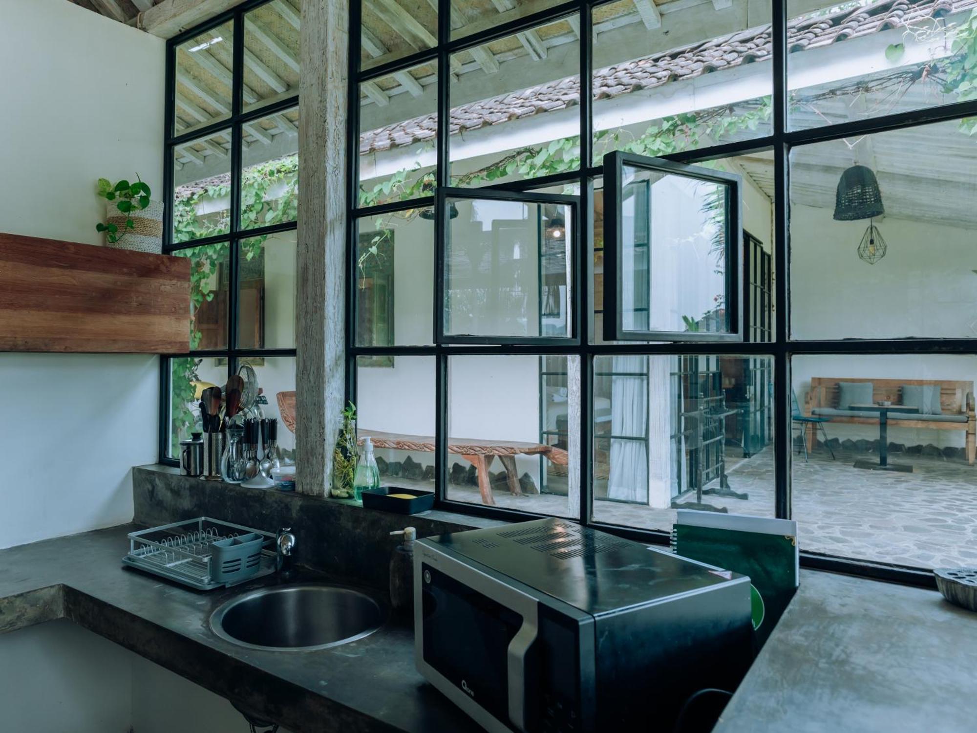 Sunmoonstarvillas Yogyakarta Jarakan Extérieur photo